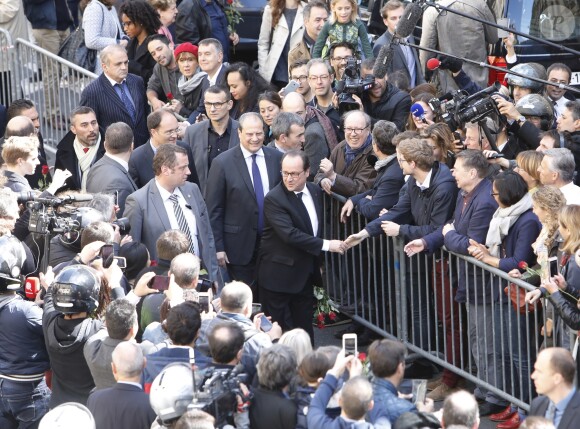 Francois Hollande - F.Hollande arrive au QG du parti socialiste rue de Solférino à Paris après la passation de pouvoir le 14 mai 2017. © Marc Ausset-Lacroix / Bestimage
