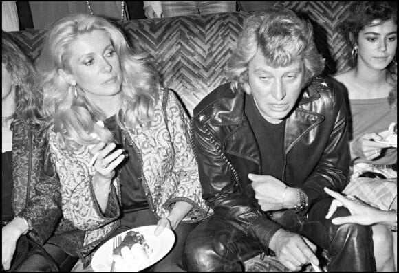 Johnny Hallyday et Catherine Deneuve au Martin's à Paris en 1980