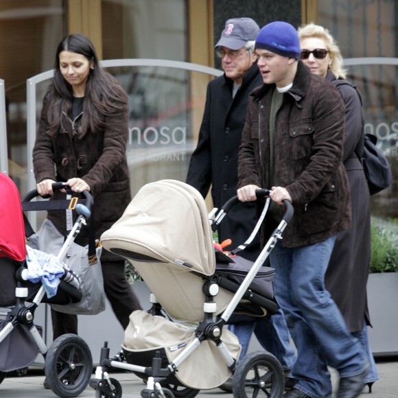 Matt Damon en famille avec sa femme Luciana et ses parents Kent et Nancy.