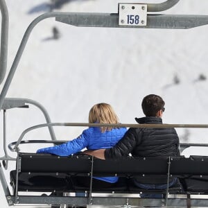 Emmanuel Macron et sa femme Brigitte Macron dans la station de ski Grand Tourmalet (La Mongie / Barèges), France, le 12 avril 2017. © Dominique Jacovides/Bestimage