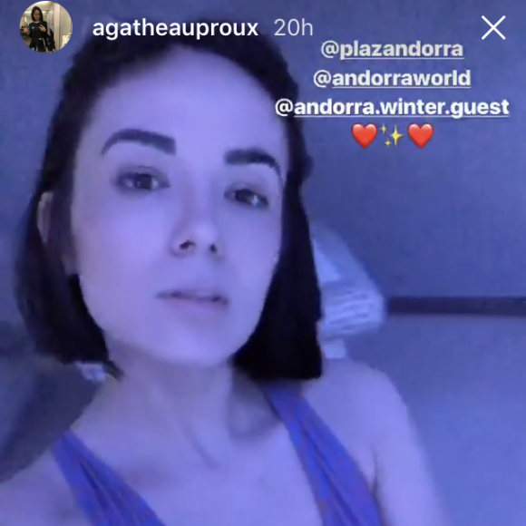 Agathe Auproux, chroniqueuse de "Touche pas à mon poste" (C8), dévoile sa nouvelle coupe de cheveux sur les réseaux sociaux.