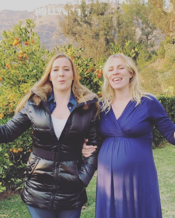 Natasha Bedingfield et sa soeur Nikola sur Instagram, Noël 2017.