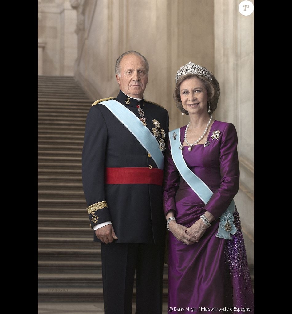 Portrait Officiel Du Roi Juan Carlos Ier D Espagne Et De La Reine Sofia portrait-officiel-du-roi-juan-carlos-ier-d-espagne-et-de-la-reine-sofia