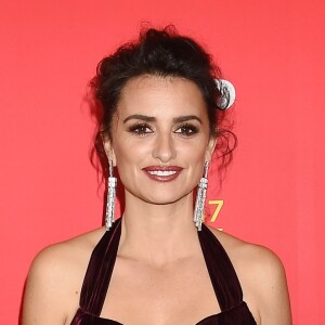 Penélope Cruz assiste à l'avant-première de "The Assassination Of Gianni Versace: American Crime Story" aux ArcLight Cinemas. Hollywood, Los Angeles, le 8 janvier 2018.
