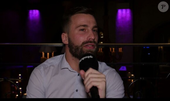 Corentin de "Friends Trip 4" en interview pour Purepeople, 12 janvier 2018