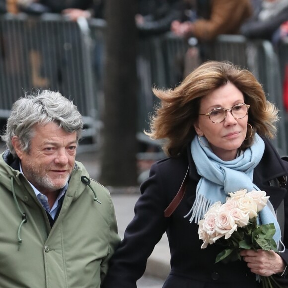 Jean-Louis Borloo et sa femme Béatrice Schönberg - Arrivées aux obsèques de France Gall au cimetière de Montmartre à Paris le 12 janvier 2018.