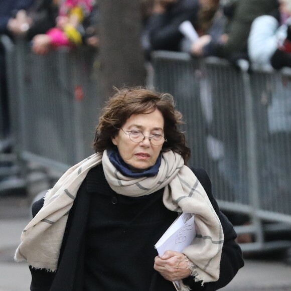 Jane Birkin - Arrivées aux obsèques de France Gall au cimetière de Montmartre à Paris le 12 janvier 2018.