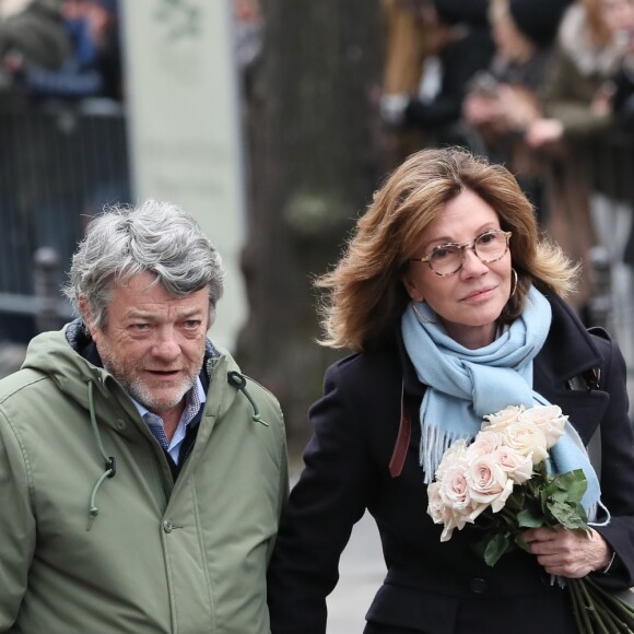 Jean-Louis Borloo et sa femme Béatrice Schönberg - Arrivées aux obsèques de France Gall au cimetière de Montmartre à Paris le 12 janvier 2018.