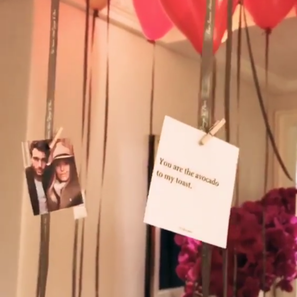 Caroline Receveur et Hugo Philip fêtent leurs un an d'amour, 12 janvier 2018