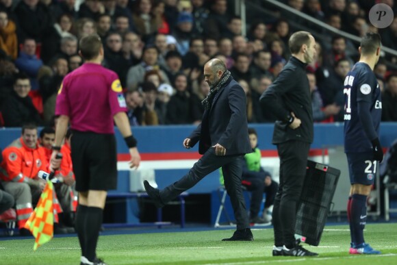 Pascal Dupraz, entraîneur du TFC, expulsé lors du match de Ligue 1 contre le Paris Saint-Germain au Parc des Princes le 19 février 2017. © Cyril Moreau/Bestimage