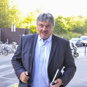 Exclusif - David Douillet devant le QG de campagne de Nicolas Sarkozy à Paris, le 1er septembre 2016, après une réunion de son état major.