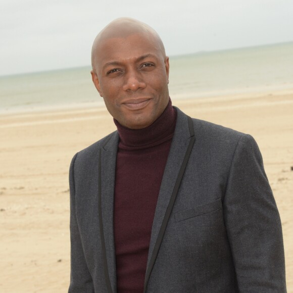 Semi-exclusif - Harry Roselmack - Rendez-vous sur la plage de La Baule lors de la 4ème édition le Festival du Cinéma et Musique de Film de La Baule le 10 novembre 2017. © Rachid Bellak/Bestimage