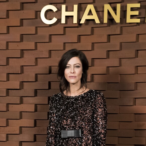 Anna Mouglalis - Photocall du défilé Collection Métiers d'Art Chanel à la Philharmonie de l'Elbe à Hambourg en Allemagne le 6 décembre 2017. © Olivier Borde/Bestimage