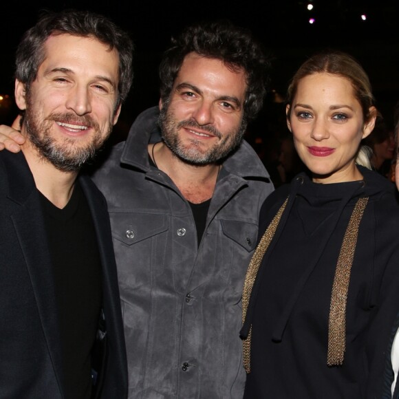 Exclusif - Guillaume Canet, Matthieu Chedid (M), Marion Cotillard et José Garcia (parrain de la fondation Akuo) - Dîner de gala de la fondation Akuo suivi d'un concert privé de M.Chedid avec le collectif LAMOMALI au cabaret Lido, à Paris, France, le 17 janvier 2018. La Fondation Akuo entreprend et soutient des projets de développement durable sociaux et environnementaux.Elle offre à ses partenaires la possibilité de s'engager à ses côtés, en faveur de populations défavorisées en France et dans le monde entier. La mission de la Fondation Akuo se décline en 4 domaines d'intervention: donner accès à des sources d'énergies renouvelables continues et durablement compétitives, donner accès à l'éducation et à la connaissance, donner accès à l'eau et aux services de santé et préserver l'environnement et la biodiversité. © Denis Guignebourg/Bestimage