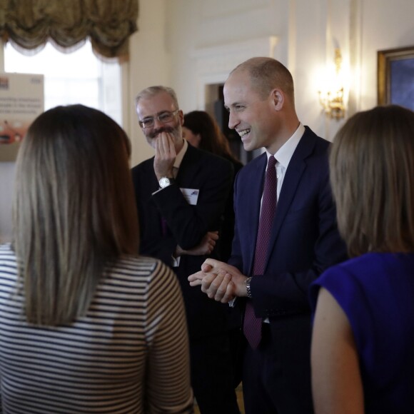 Le prince William, duc de Cambridge, avec le crâne fraîchement rasé, lors de sa conférence de presse à la Chandos House le 18 janvier 2018 pour le programme Step Into Health en marge de sa visite à l'hôpital pour enfants Evelina, à Londres.