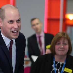 Le prince William, duc de Cambridge, avait le crâne fraîchement rasé le 18 janvier 2018 lors de sa visite à l'hôpital pour enfants Evelina, à Londres.