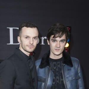 Kris Van Assche, Alain-Fabien Delon - Backstage du défilé de mode Dior Homme Automne-Hiver 2018-2019 au Grand Palais à Paris, le 20 janvier 2018. © Olivier Borde/Bestimage