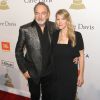 Neil Diamond et sa femme Katie McNeil au gala Pre-Grammy à l'hôtel The Beverly Hilton à Beverly Hills, le 11 février 2017.