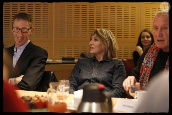 Exclusif - Patrick Dils, Mathilde Seigner, Yves Rénier - Conférence de presse de la présentation "Je voulais juste rentrer chez moi », le film d' Y. Rénier avec M. Seigner consacré à l' affaire P. Dils, diffusé sur France 2 le 24 janvier prochain. Paris, France Télévisions, le 21 décembre 2017. © Alain Guizard/Bestimage21/12/2017 - Paris