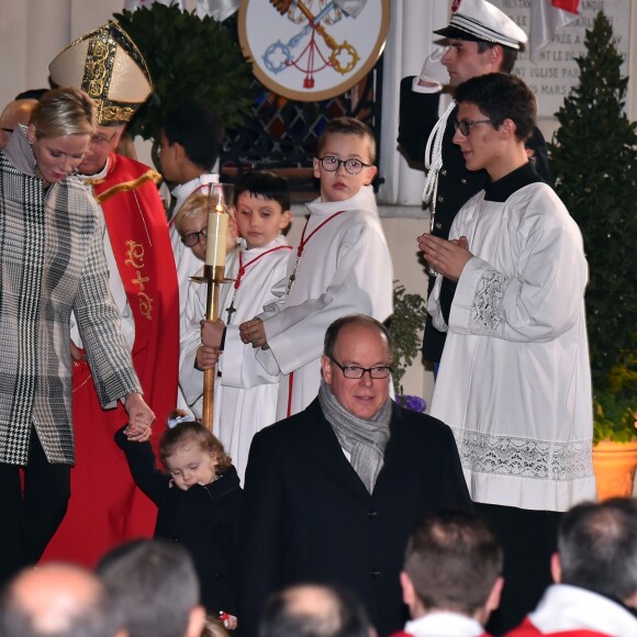 Le prince Albert II de Monaco, la princesse Charlene et leur enfant le prince héritier Jacques et la princesse Gabriella - La famille princière de Monaco lors des traditionnelles célébrations de la Sainte Dévote, sainte patronne de Monaco et de la famille princière, à Monaco. Le 26 janvier 2018 © Bruno Bebert / Bestimage
