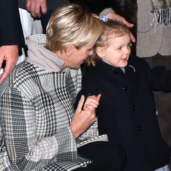 Le prince Albert II de Monaco, la princesse Charlene et leur enfant le prince héritier Jacques et la princesse Gabriella - La famille princière de Monaco lors des traditionnelles célébrations de la Sainte Dévote, sainte patronne de Monaco et de la famille princière, à Monaco. Le 26 janvier 2018 © Bruno Bebert / Bestimage