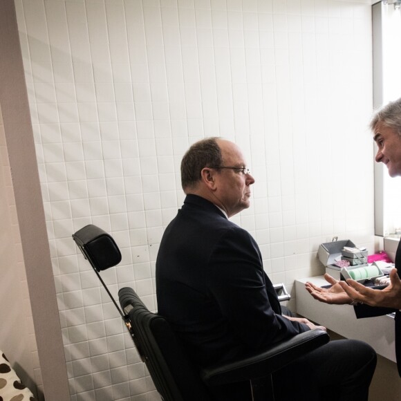 Exclusif - Le prince Albert II de Monaco en loge avec Cyril Viguier, dont il était le 31 janvier 2018 l'invité en direct dans l'émission "Le Journal des Territoires" sur la chaîne Public Sénat, au Sénat, à Paris. © Cyril Moreau/Bestimage