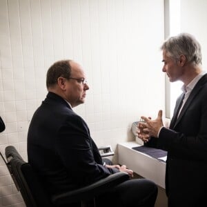 Exclusif - Le prince Albert II de Monaco en loge avec Cyril Viguier, dont il était le 31 janvier 2018 l'invité en direct dans l'émission "Le Journal des Territoires" sur la chaîne Public Sénat, au Sénat, à Paris. © Cyril Moreau/Bestimage