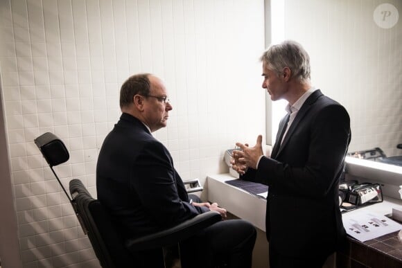 Exclusif - Le prince Albert II de Monaco en loge avec Cyril Viguier, dont il était le 31 janvier 2018 l'invité en direct dans l'émission "Le Journal des Territoires" sur la chaîne Public Sénat, au Sénat, à Paris. © Cyril Moreau/Bestimage