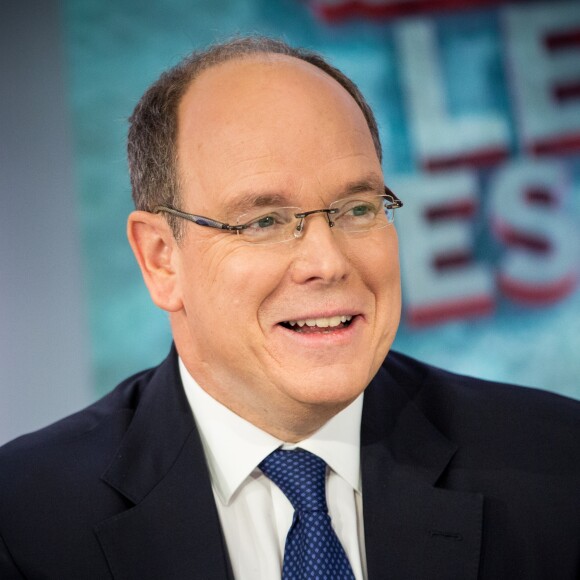 Exclusif - Le prince Albert II de Monaco était le 31 janvier 2018 l'invité en direct de l'émission "Le Journal des Territoires" présentée par Cyril Viguier sur la chaîne Public Sénat, au Sénat, à Paris. © Cyril Moreau/Bestimage