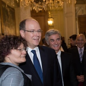 Exclusif - Le prince Albert II de Monaco, Cyril Viguier et sa femme Isabelle le 31 janvier 2018 au Sénat à Paris en marge de l'émission "Le Journal des Territoires" présentée par Cyril Viguier sur la chaîne Public Sénat, dont le souverain monégasque était l'invité en direct. © Cyril Moreau/Bestimage