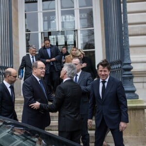 Exclusif - Emmanuel Kessler (président de la chaîne Public Sénat) , le prince Albert II de Monaco, Cyril Viguier, Christian Estrosi (invité de l'émission "Les matins du Sénat" présentée par C.Viguier) - Le prince Albert II de Monaco invité de l'émission "Le Journal des Territoires" présentée par Cyril Viguier sur la chaine Public Sénat, au Sénat, à Paris le 31 janvier 2018. © Cyril Moreau/Bestimage