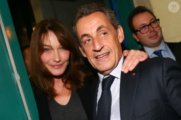Carla Bruni-Sarkozy et son mari Nicolas Sarkozy à Saint-Maur-des-Fossés le 14 novembre 2016.