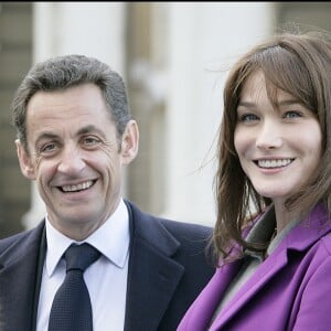 Nicolas Sarkozy et Carla Bruni au Royaume-Uni, mars 2008.