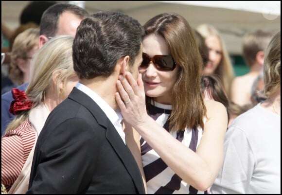 Nicolas Sarkozy et Carla Bruni à Cavalière, le 13 avril 2009.