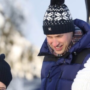 Le prince William, duc de Cambridge et Catherine Kate Middleton (enceinte), duchesse de Cambridge visitent le site de l'école nationale de saut à ski à Oslo le 2 février 2018.  The Duke and Duchess of Cambridge attended the Holmenkollen ski jump then went on to a ski nursery at Ovreseterjern 2 February 2018.02/02/2018 - Oslo