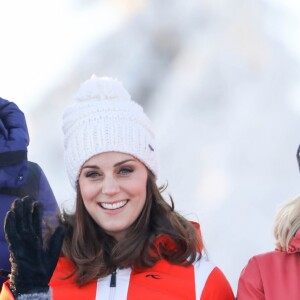 La princesse Mette-Marit de Norvège - Le prince William, duc de Cambridge et Catherine Kate Middleton (enceinte), duchesse de Cambridge visitent le site de l'école nationale de saut à ski à Oslo le 2 février 2018.  The Duke and Duchess of Cambridge attended the Holmenkollen ski jump then went on to a ski nursery at Ovreseterjern 2 February 2018.02/02/2018 - Oslo