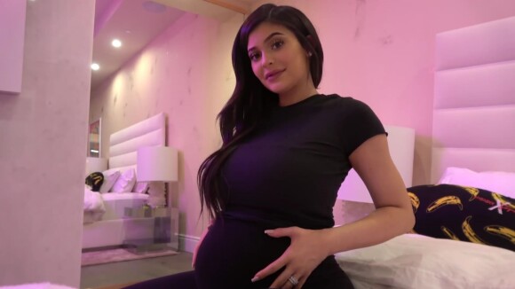 Kylie Jenner maman : Le prénom du bébé dévoilé dans sa vidéo ?