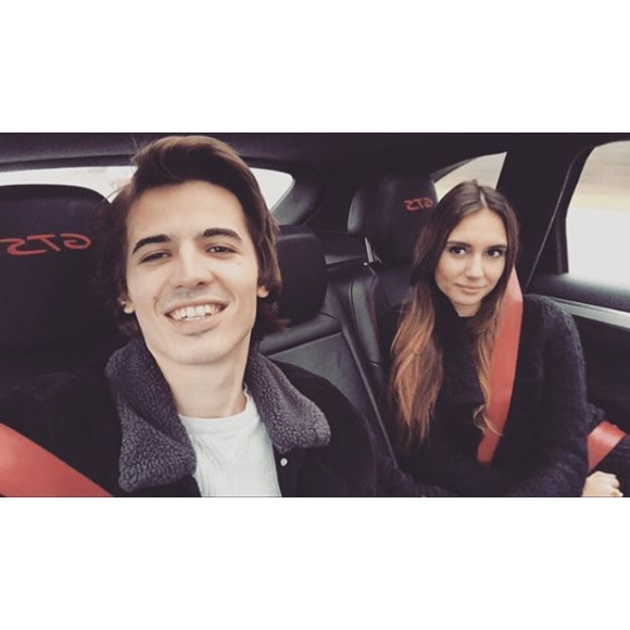 Antoine Flament (fils de Flavie Flament) et sa petite amie Camille, le 23 décembre 2017.