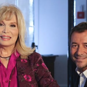 Semi-Exclusif - Amanda Lear - Enregistrement de l'émission "Animaux Stars", diffusée le 17 février 2018 sur la chaine "Animaux" au Bastille Design Center à Paris. Le 28 novembre 2017 © CVS / Bestimage