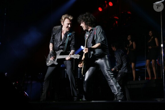 Exclusif - Yarol Poupaud - Johnny Hallyday en concert au POPB de Bercy à Paris - Jour 2 de la tournée "Born Rocker Tour". Le 15 juin 2013