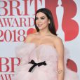 Dua Lipa lors de la soirée des 38ème Brit Awards à l'O2 Arena à Londres le 21 février 2018.