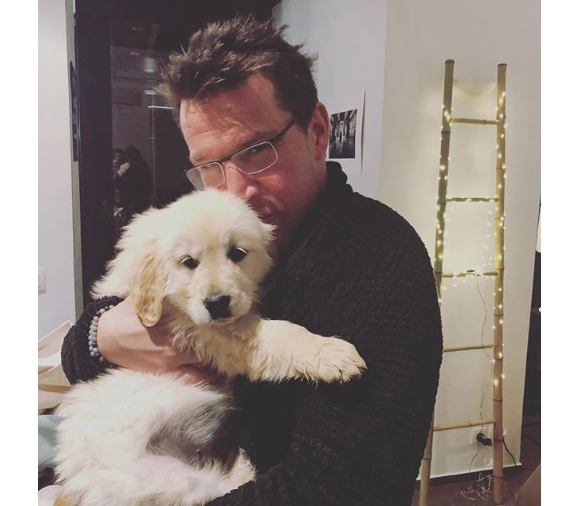 Benjamin Castaldi et sa femme ont adopté un chien ! Février 2018.