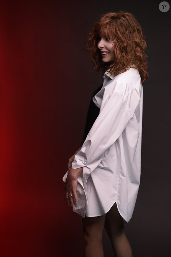 Mylène Farmer fait son retour avec le titre Rolling Stone