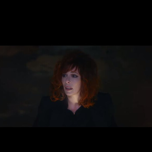 Mylène Farmer dans le clip de Rolling Stone