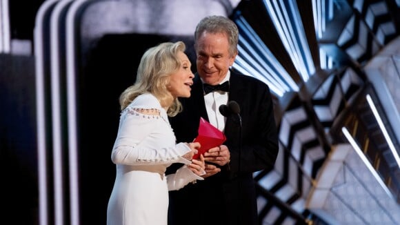 Oscars : Un an après leur énorme bourde, Warren Beatty et Faye Dunaway de retour