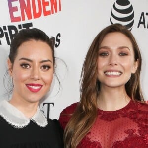 Aubrey Plaza, Elizabeth Olsen à la press room du 33ème Independent Spirit Awards à Santa Monica, le 3 février 2018