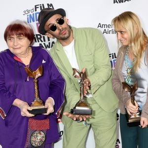 Agnès Varda, JR, Rosalie Varda pour "Faces Places" à la press room du 33e Independent Spirit Awards à Santa Monica, le 3 février 2018