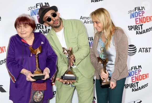 Agnès Varda, JR, Rosalie Varda pour "Faces Places" à la press room du 33e Independent Spirit Awards à Santa Monica, le 3 février 2018