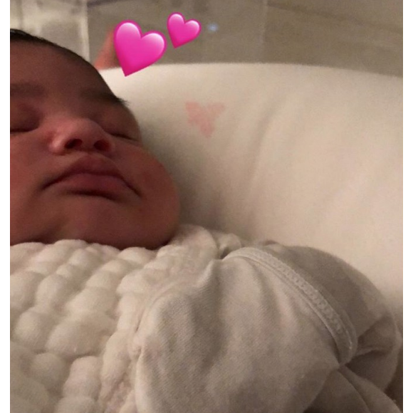 La fille Kylie Jenner et Travis Scott, Stormi, dans une vidéo publiée sur le compte Instagram de Kylie le 6 mars 2018