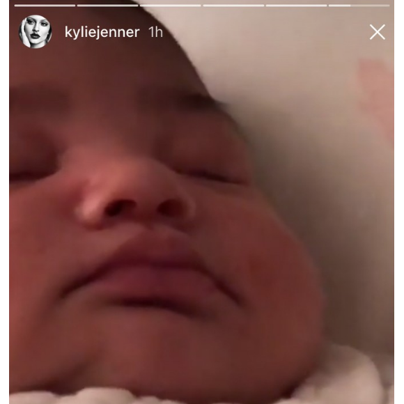 La fille Kylie Jenner et Travis Scott, Stormi, dans une vidéo publiée sur le compte Instagram de Kylie le 6 mars 2018